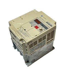 CIMR-J7AAB0P7 Yaskawa DRIVE OUTPUT AC 3PH 0-240V 50/60HZ 5A 1.9KVA